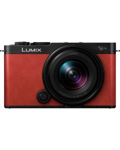 Panasonic Lumix S9 + S 18-40mm f/4.5-6.3 -järjestelmäkamera, Crimson Red