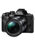 Olympus OM-D E-M10 Mark IV + M.Zuiko 14-150mm f/4-5.6 ED II, musta