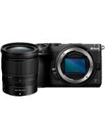 Nikon Z5 IIC + Z 24-70mm f/4 S -järjestelmäkamera, musta